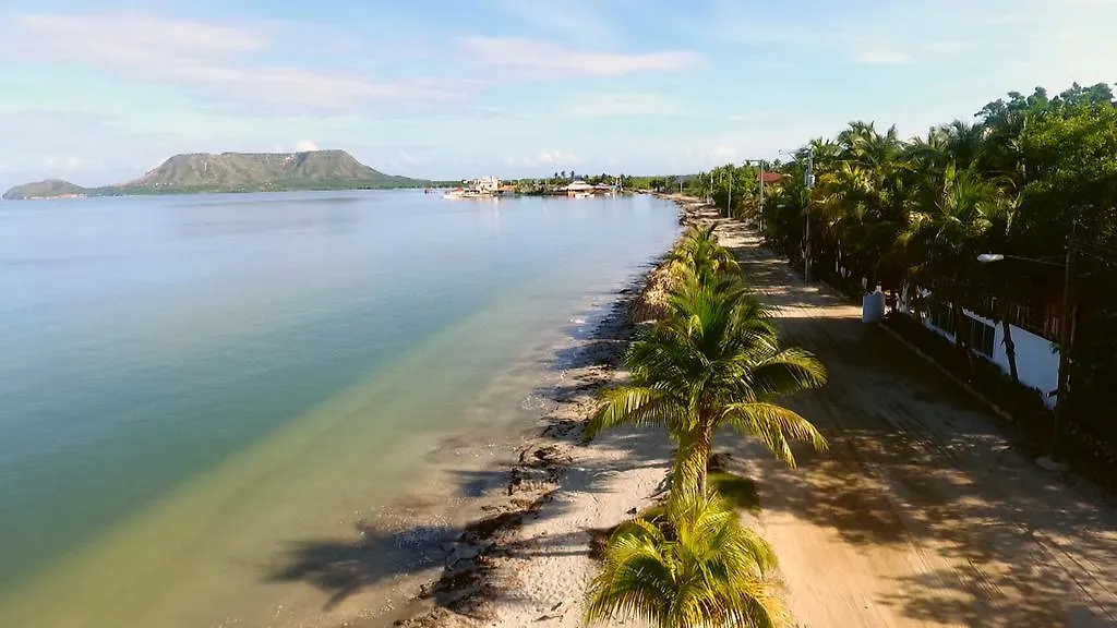 Hotel El Cayito Beach Resort Montecristi