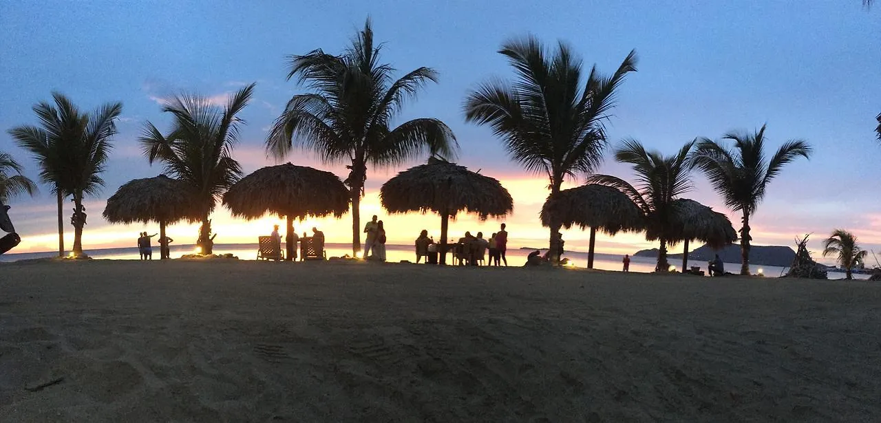 Hotel El Cayito Beach Resort Montecristi