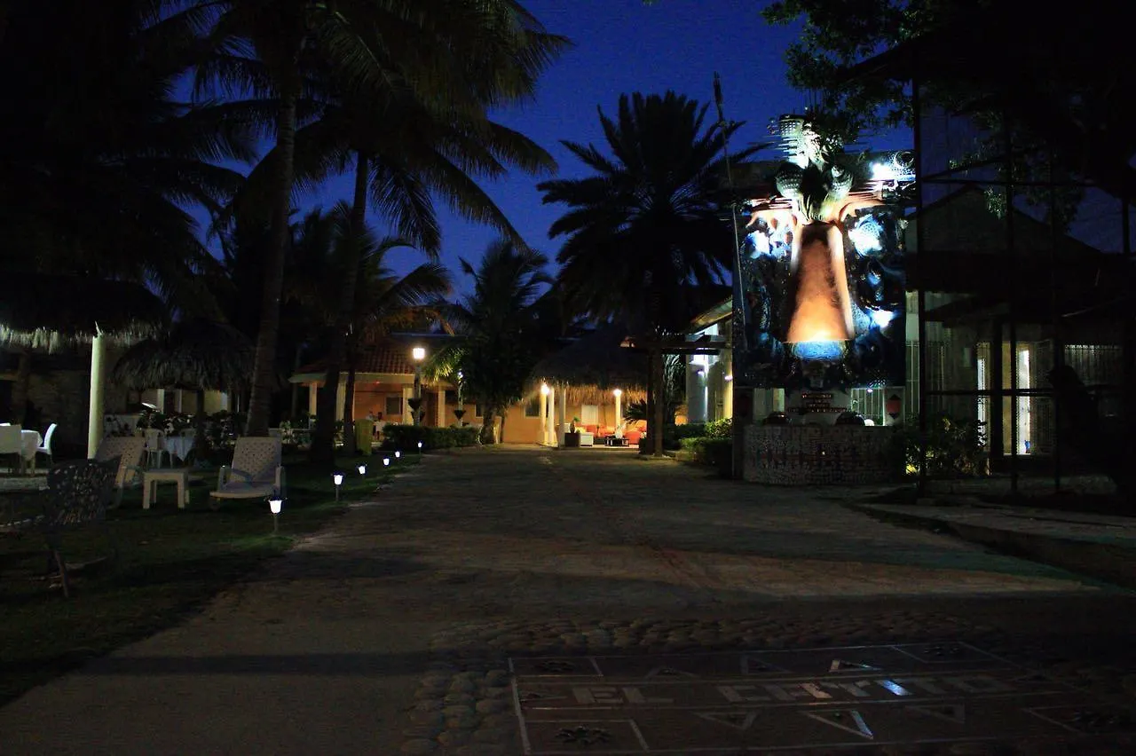 Hotel El Cayito Beach Resort Montecristi  San Fernando de Monte Cristi