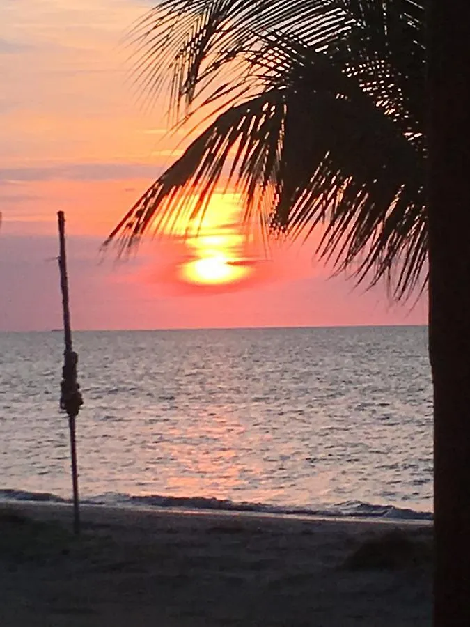 Hotel El Cayito Beach Resort Montecristi